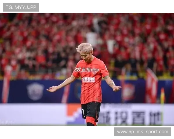 成都蓉城帅惟浩边路突破助攻前锋：速度、信任与团队的胜利密码