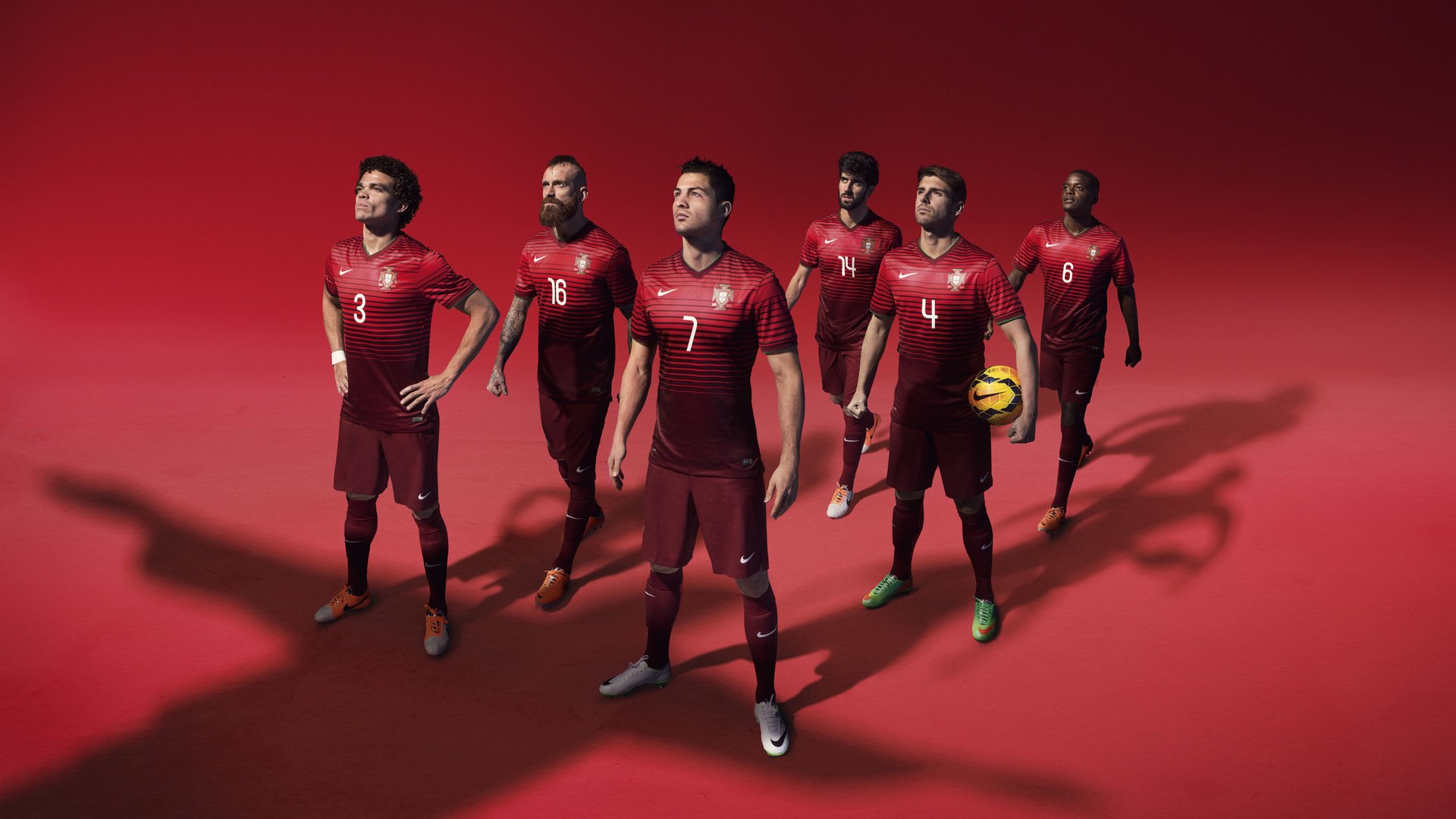 全球青少年足球培训项目不断扩大,培养未来足球巨星,青少年足球培训计划方案