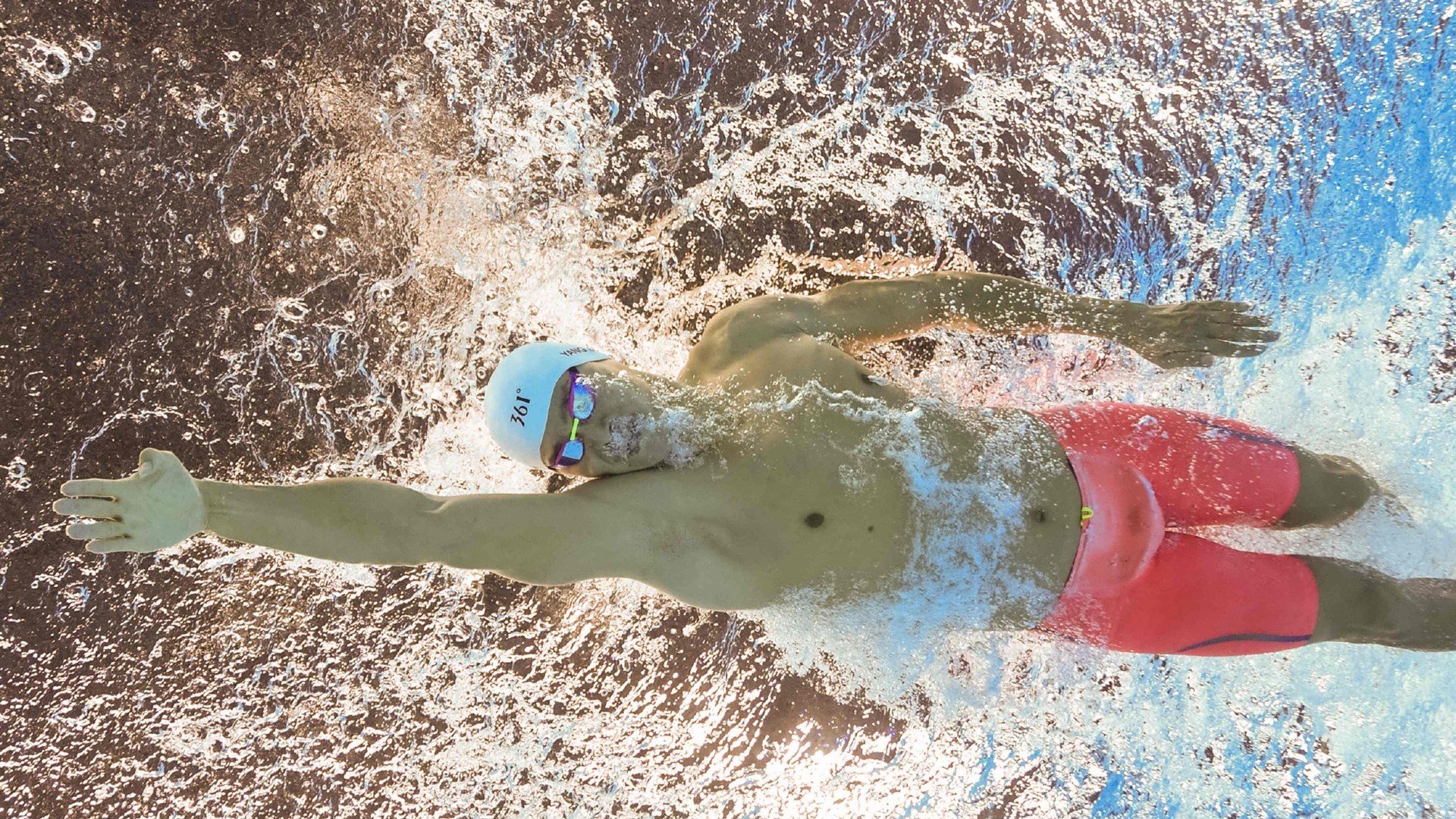 未来足球场馆将实现全景监控,安全保障更进一步,足球场全景照片